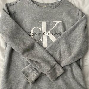 Calvin Klein sweatshirt